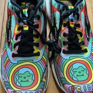 Brooks Multicolor Pride Sneakers